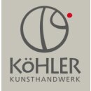 Herr Schmidt am Kontrabass