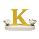 Buchstabe K, mit Blumen